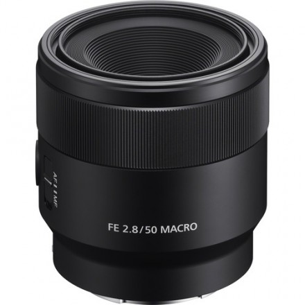 Объектив Sony 50mm f/2.8 Macro для камер NEX FF Объектив Sony 50mm f/2.8 Macro для камер NEX FF